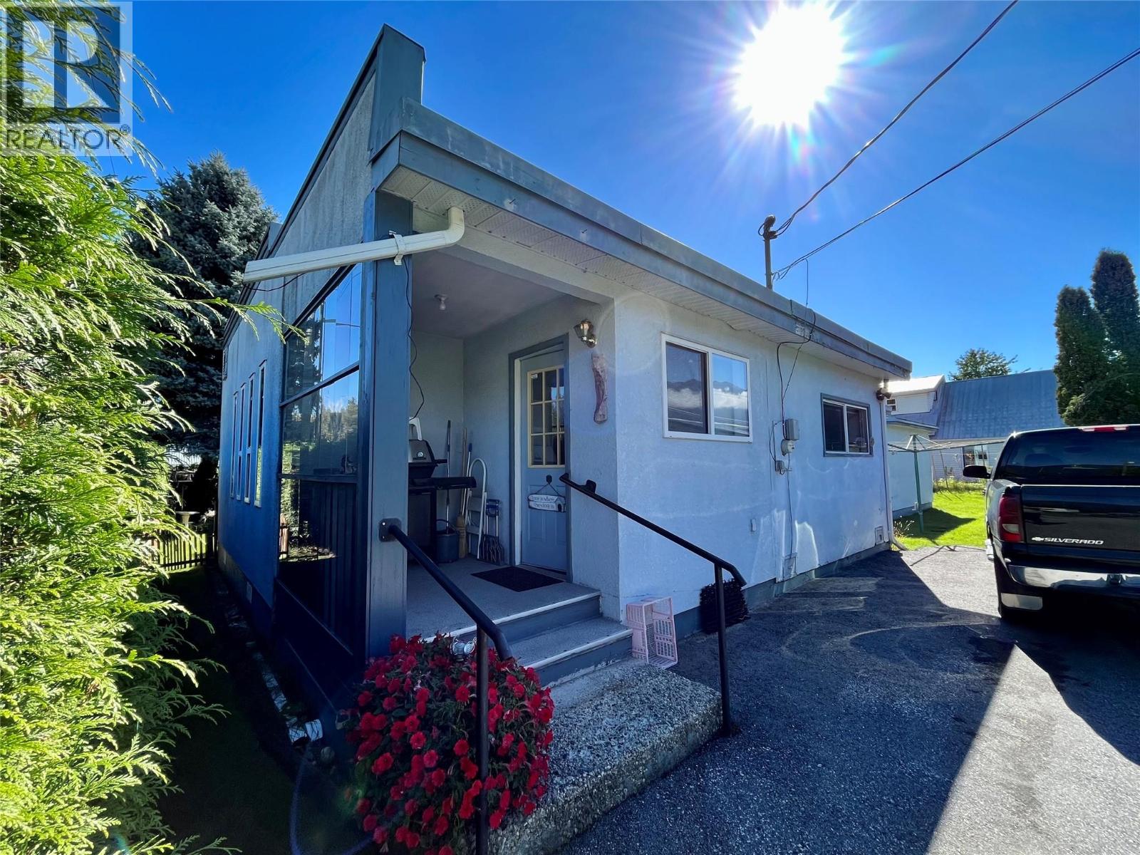 120 4th Avenue Nw, Nakusp, British Columbia  V0G 1R0 - Photo 6 - 10363796