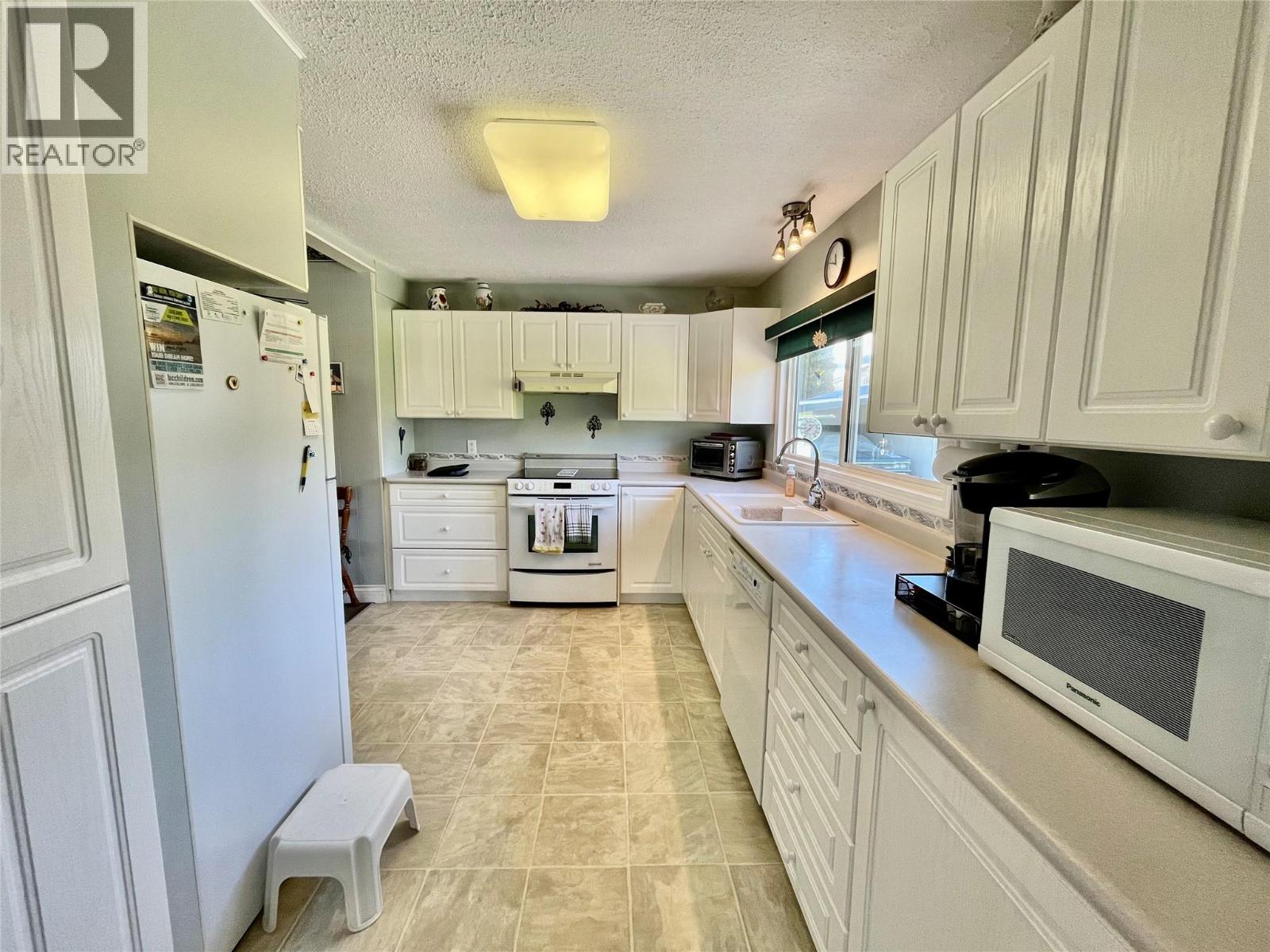 120 4th Avenue Nw, Nakusp, British Columbia  V0G 1R0 - Photo 8 - 10363796