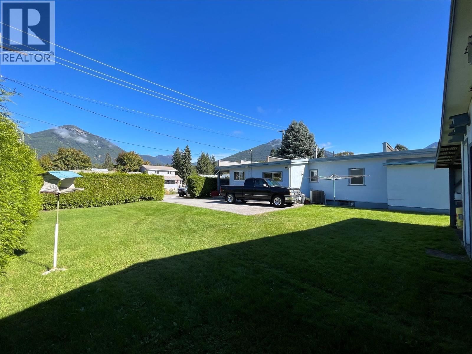 120 4th Avenue Nw, Nakusp, British Columbia  V0G 1R0 - Photo 23 - 10363796