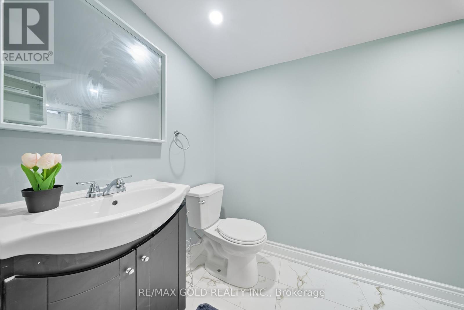 11 Flatlands Way, Brampton, Ontario  L6R 2B5 - Photo 22 - W12421393