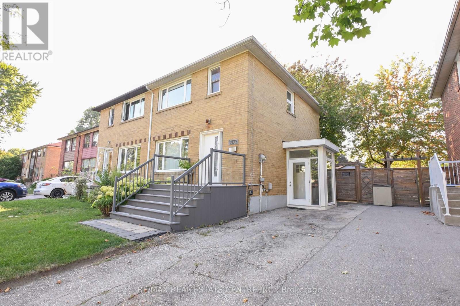 2179 Wiseman Court, Mississauga, Ontario  L5J 1P3 - Photo 41 - W12422227