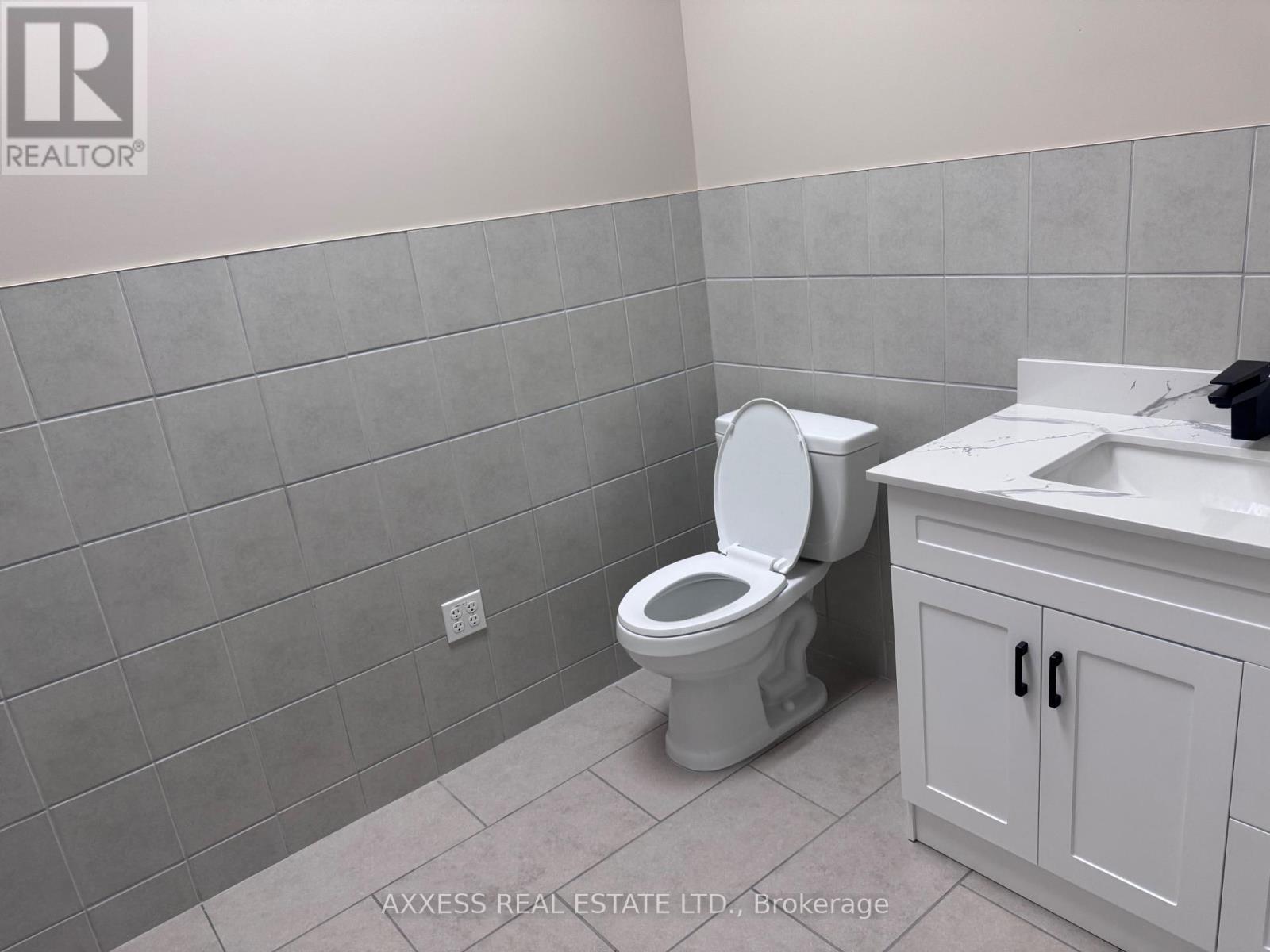 4 - 1840 Alstep Drive, Mississauga, Ontario  L5S 1W1 - Photo 5 - W12422236