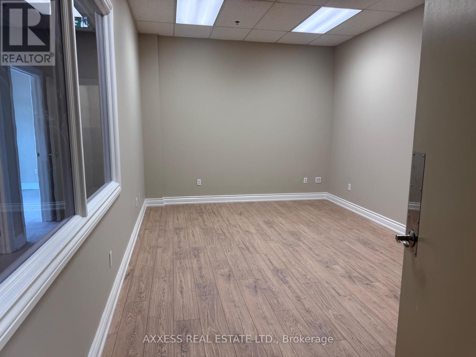 4 - 1840 Alstep Drive, Mississauga, Ontario  L5S 1W1 - Photo 6 - W12422236