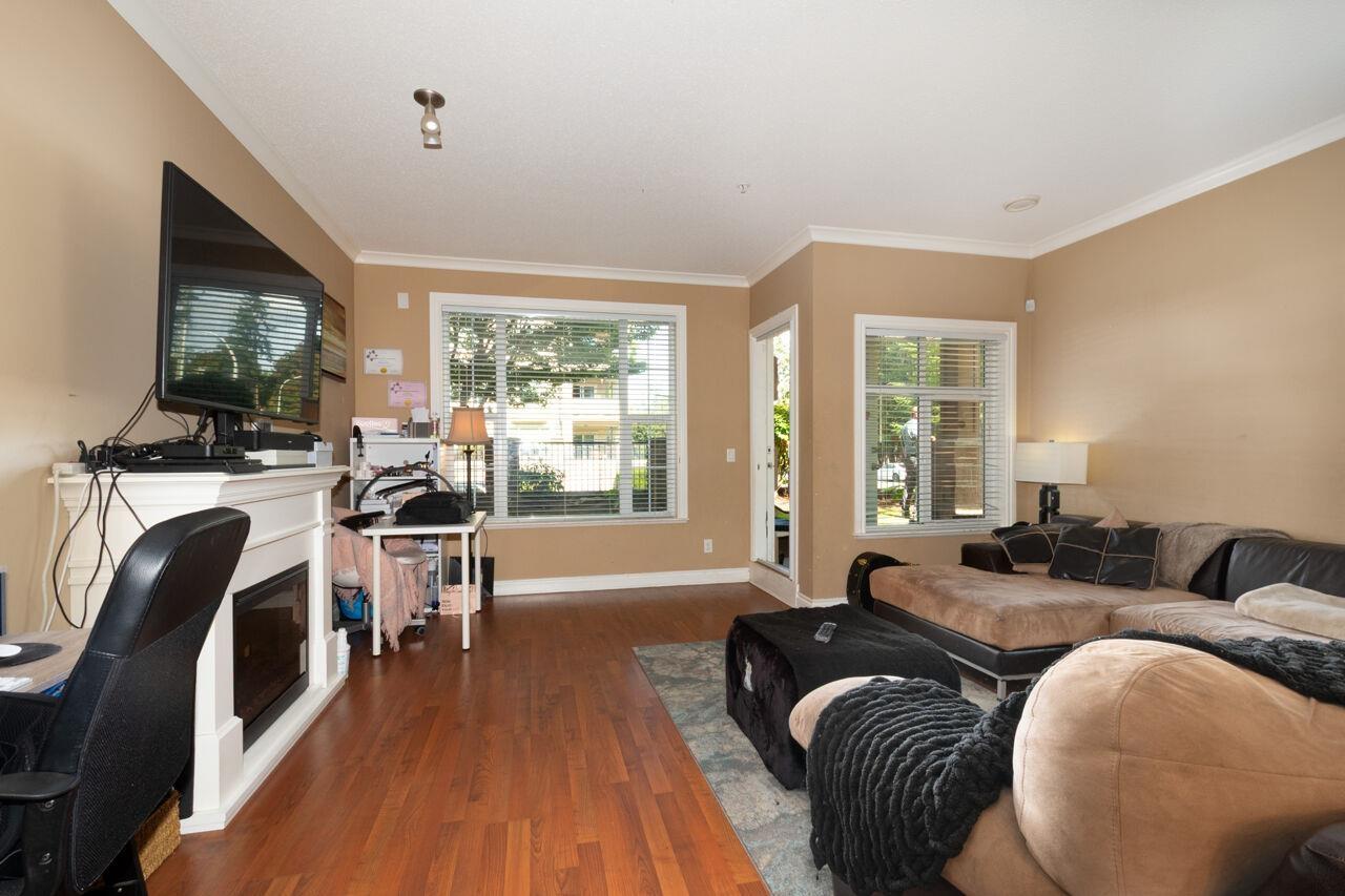 101 20286 53a Avenue, Langley, British Columbia  V3A 0A8 - Photo 2 - R3051201