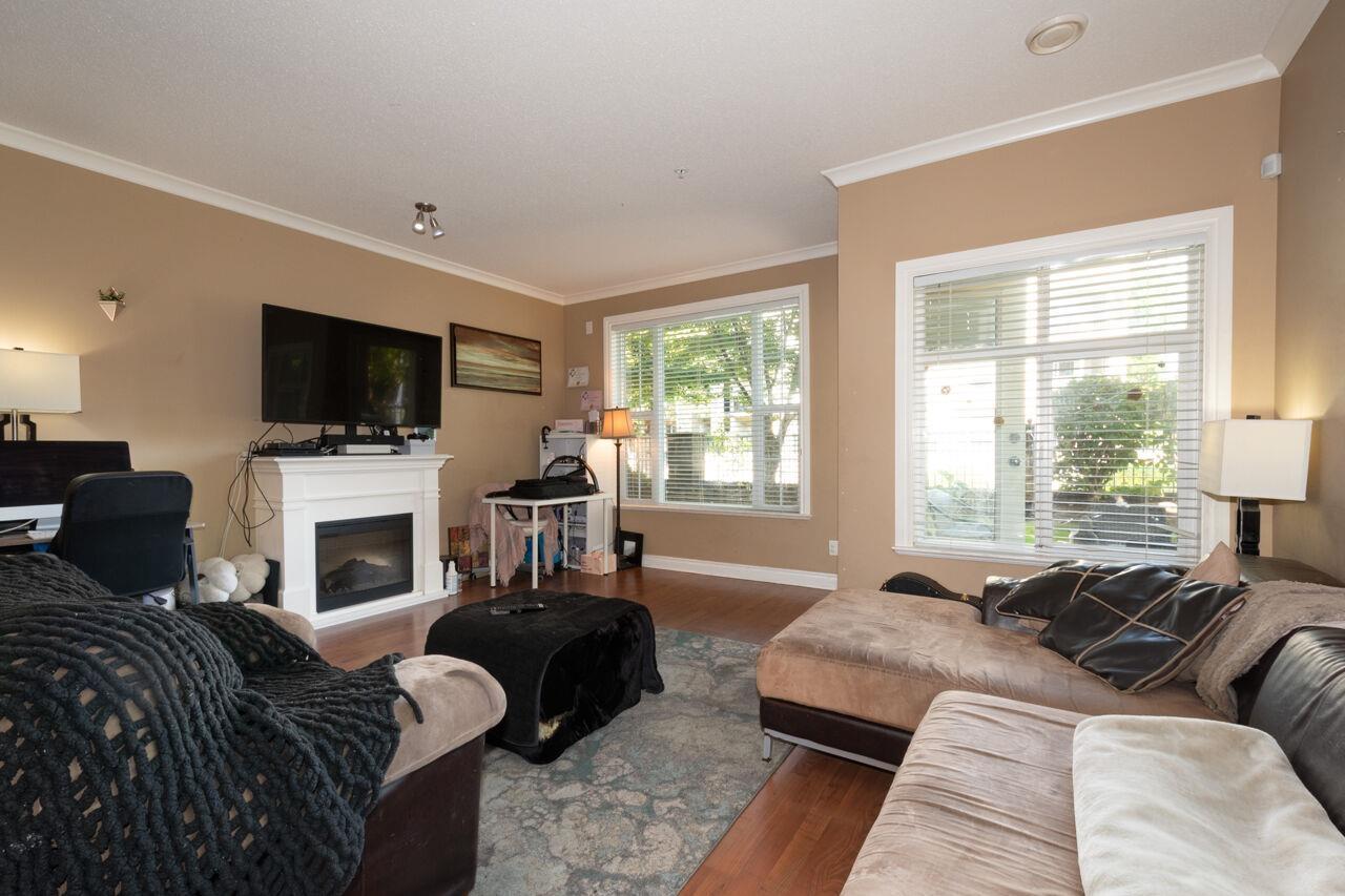 101 20286 53a Avenue, Langley, British Columbia  V3A 0A8 - Photo 3 - R3051201