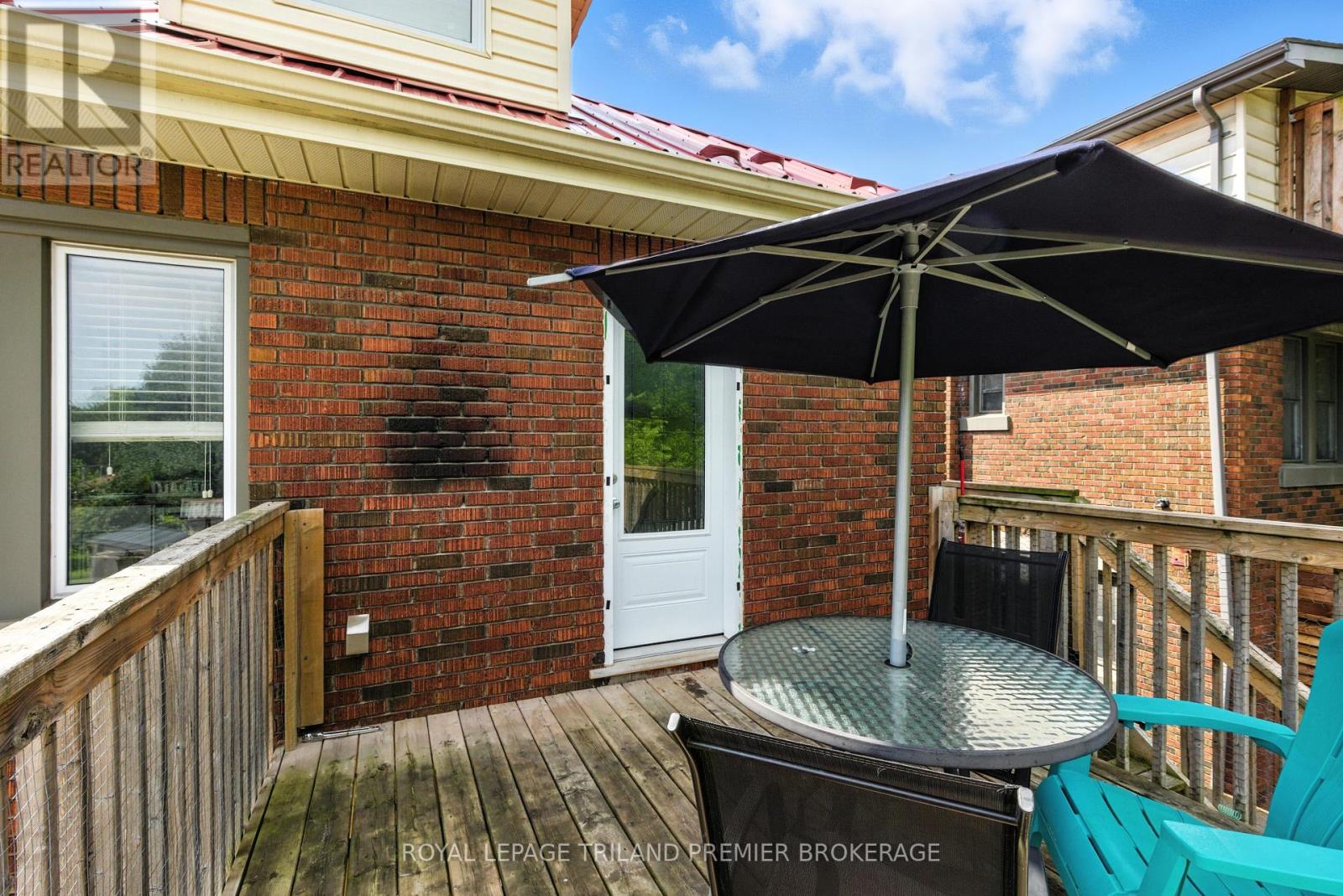 636 Queens Avenue, London East, Ontario  N5W 3H1 - Photo 12 - X12422304