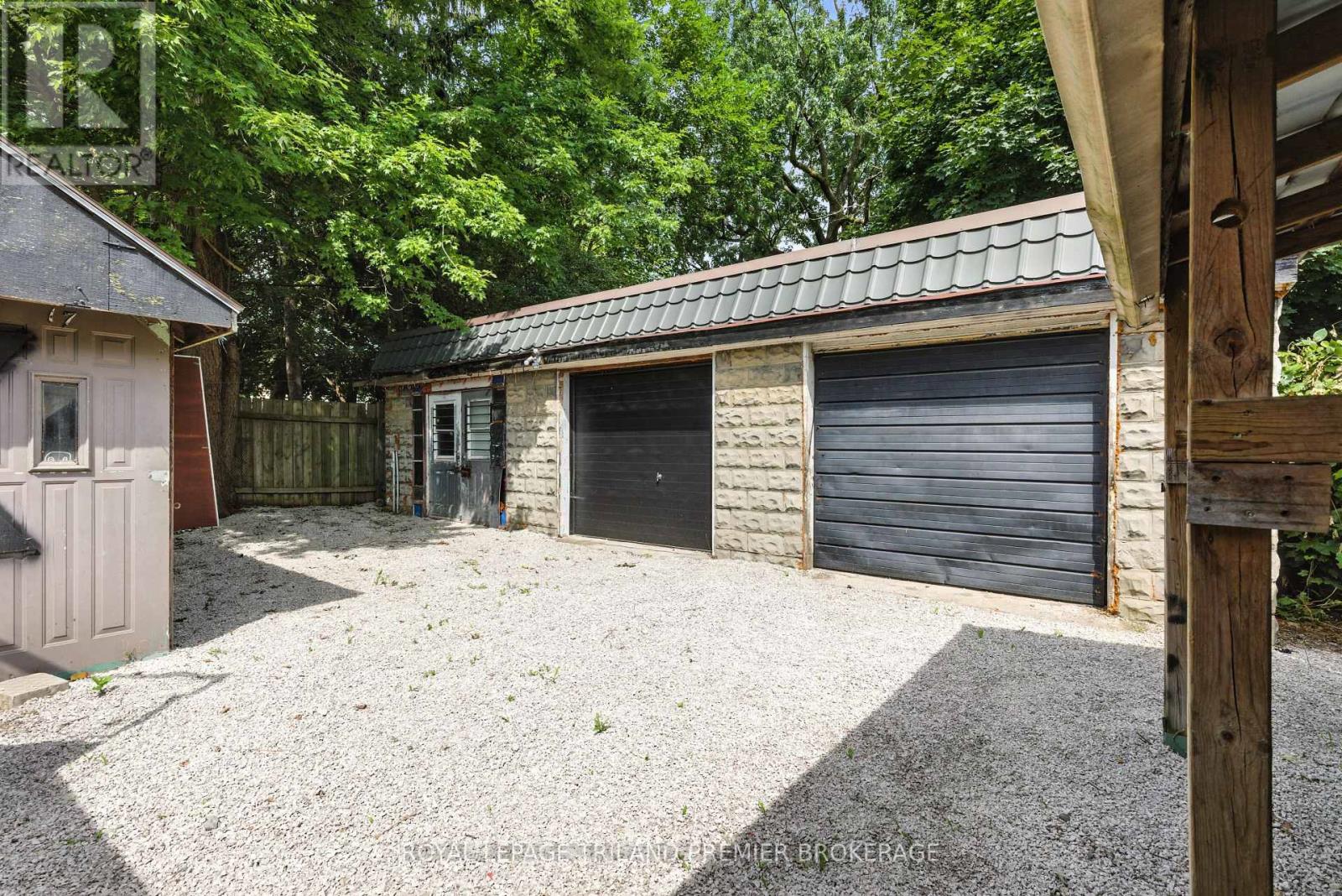 636 Queens Avenue, London East, Ontario  N5W 3H1 - Photo 34 - X12422304