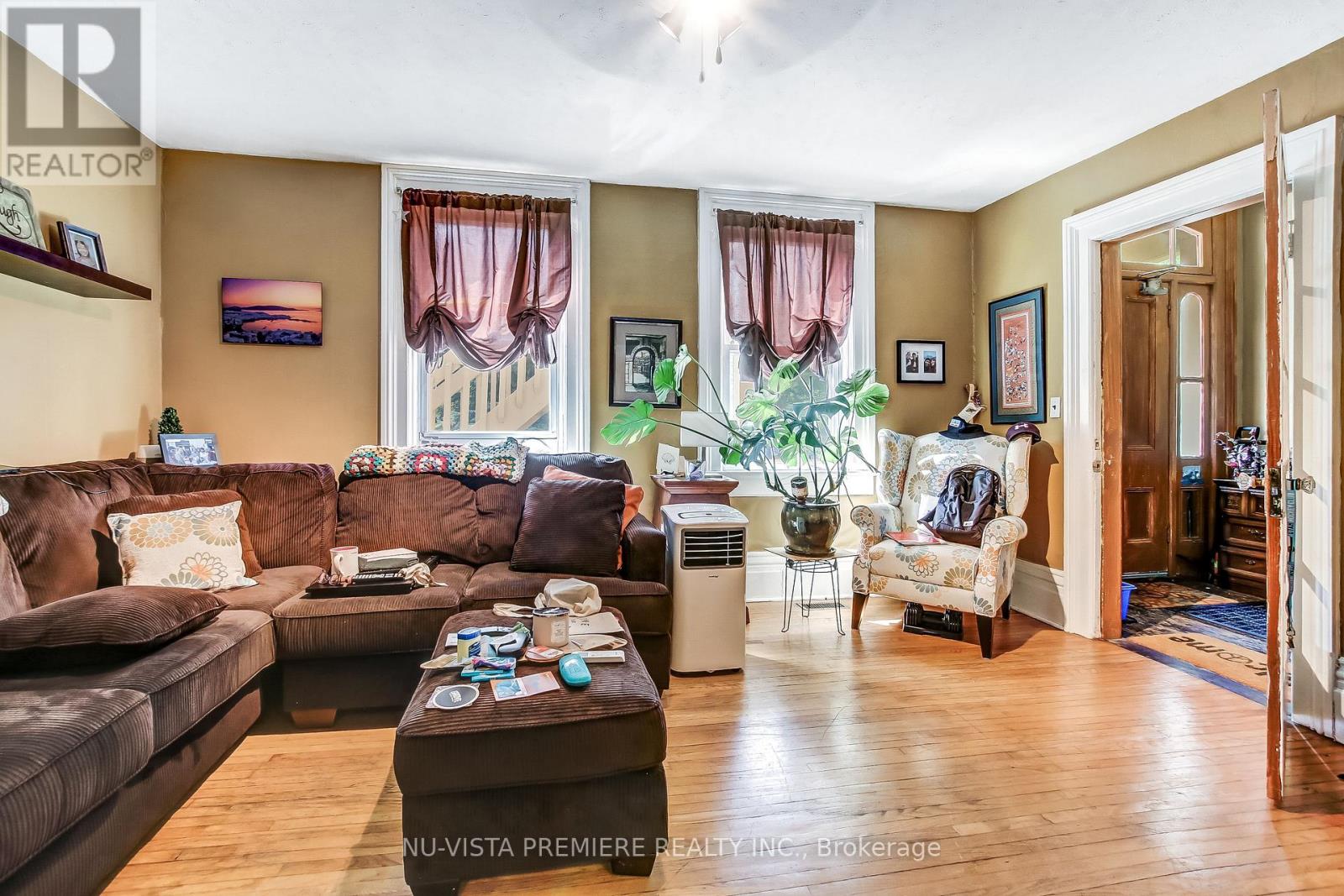 312 Piccadilly Street, London East, Ontario  N6A 1S6 - Photo 11 - X12422309