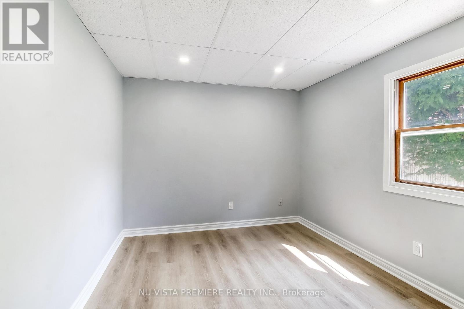 312 Piccadilly Street, London East, Ontario  N6A 1S6 - Photo 20 - X12422309