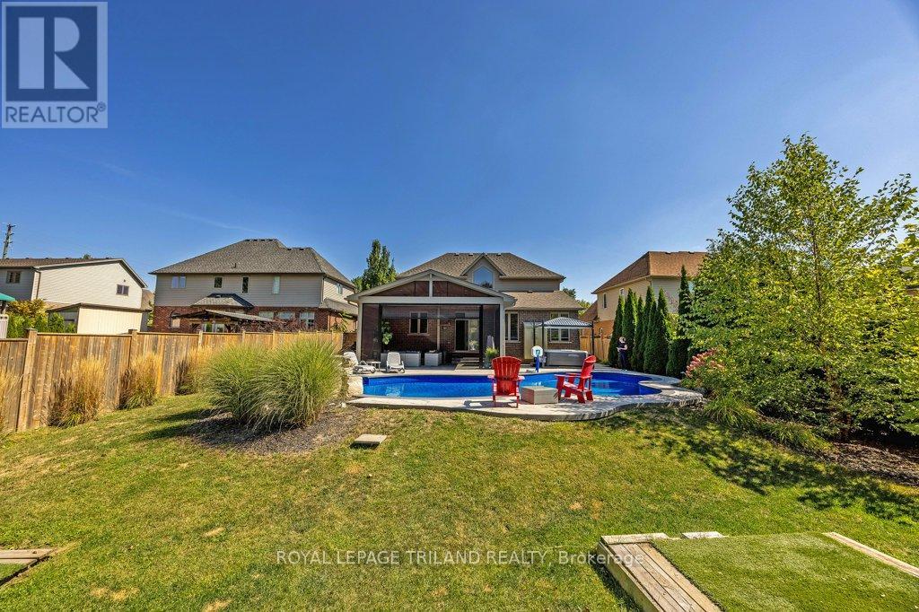 139 Skyline Avenue, London North, Ontario  N5X 0A3 - Photo 43 - X12422339