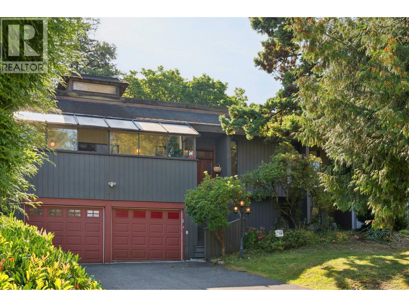 7730 Stanley Street, Burnaby, British Columbia  V5E 1V8 - Photo 2 - R3051244