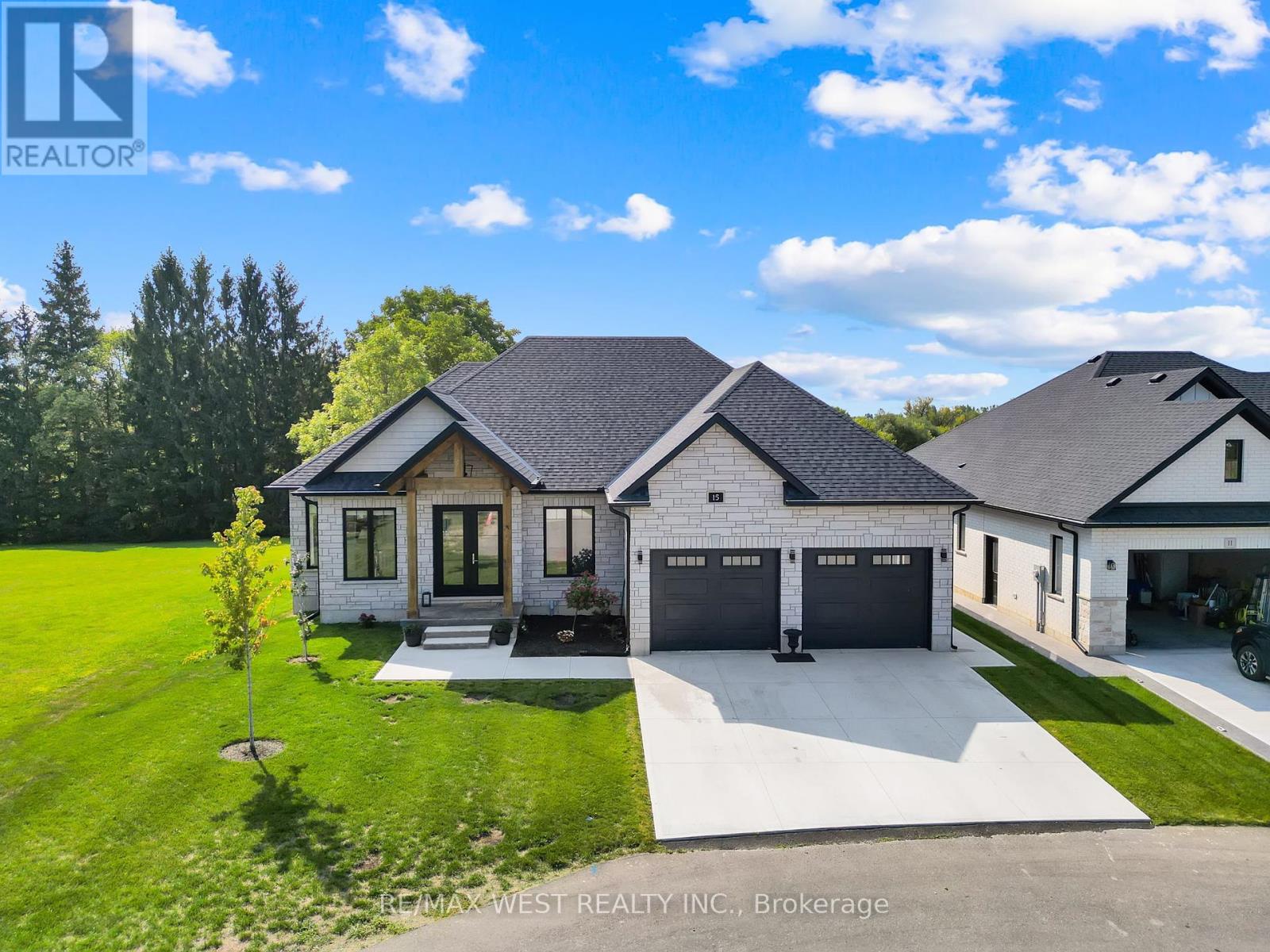 15 CORNWELL CRESCENT, Norwich, Ontario