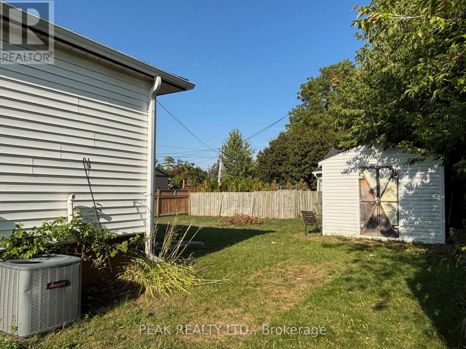 79 Henry Street, Cambridge, Ontario  N1R 6C8 - Photo 3 - X12422237