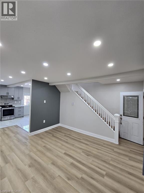 140 Napier Street, Sarnia, Ontario  N7T 6E6 - Photo 9 - 40772968