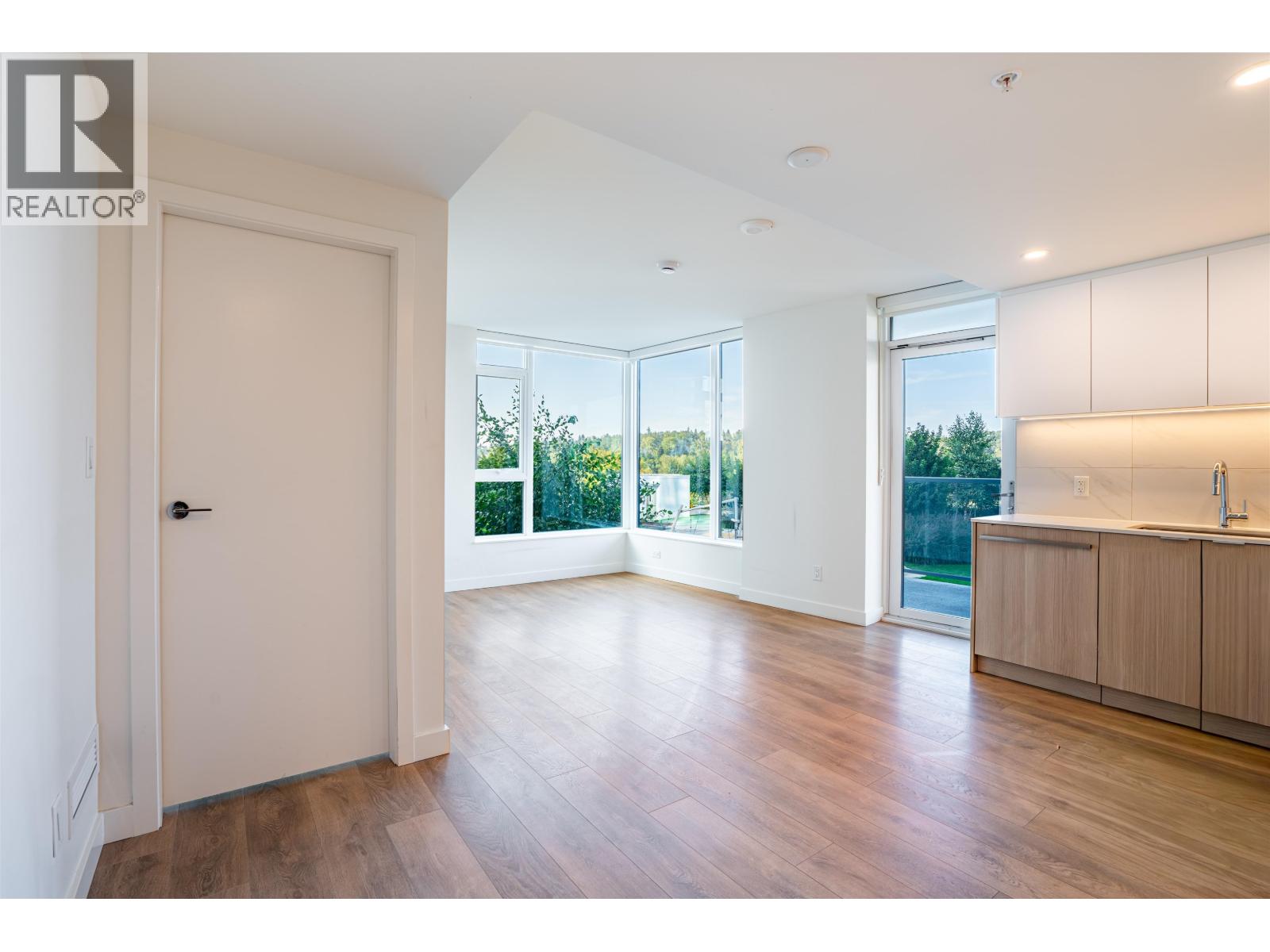 707 318 Alderson Avenue, Coquitlam, British Columbia  V3K 0J1 - Photo 5 - R3051364