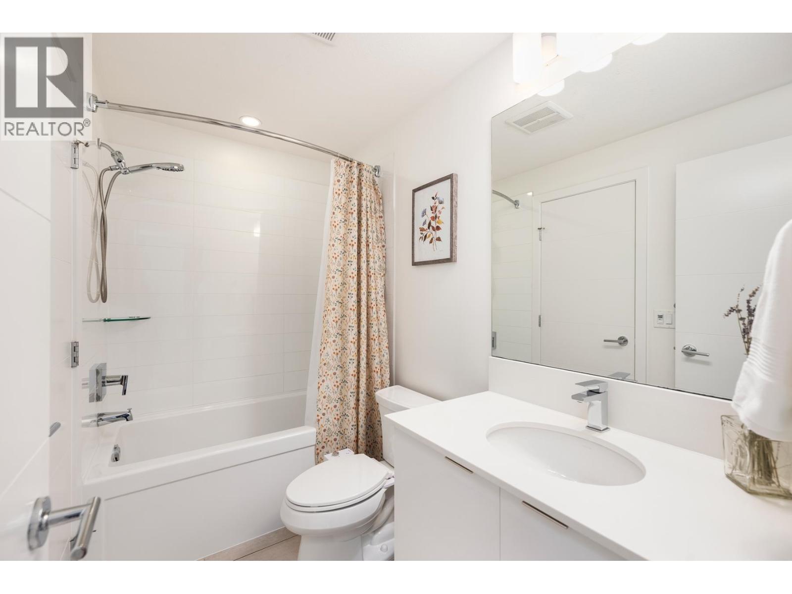 213 719 W 3rd Street, North Vancouver, British Columbia  V7M 0E7 - Photo 10 - R3051372