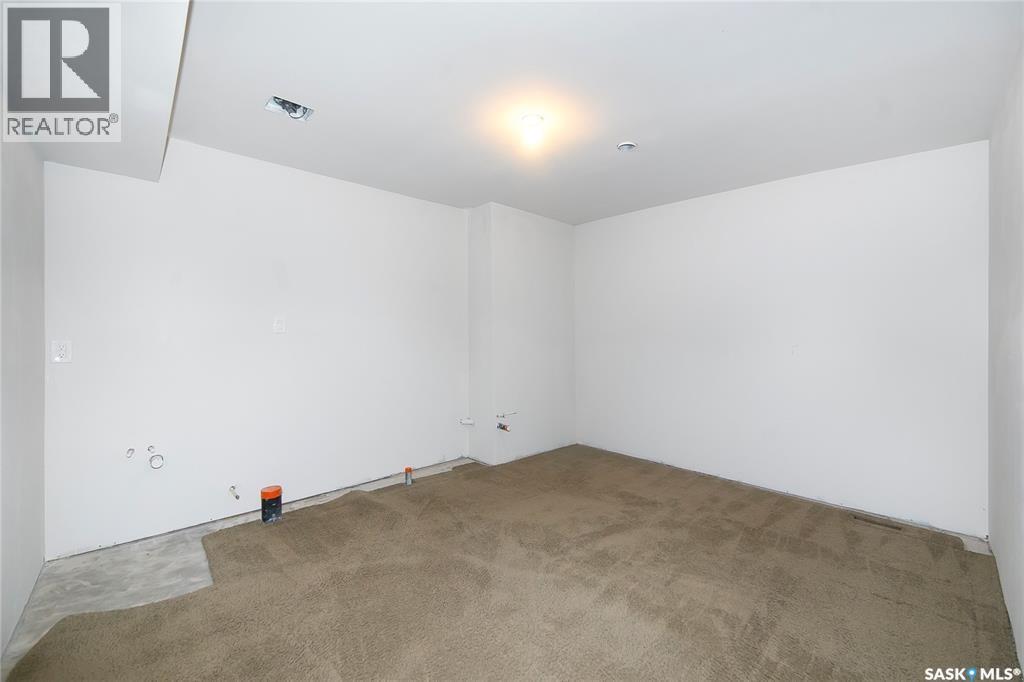 1527 Coy Avenue, Saskatoon, Saskatchewan  S7M 0H5 - Photo 20 - SK019023