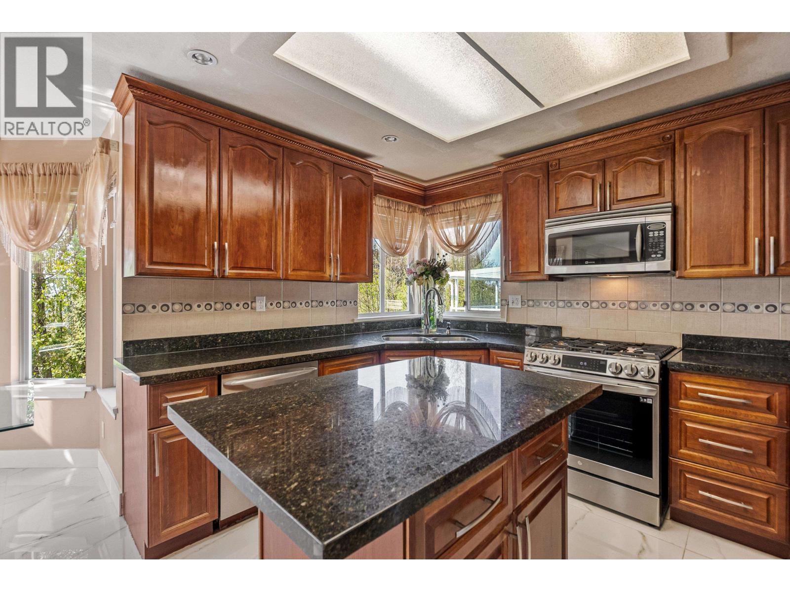 2622 Sandstone Crescent, Coquitlam, British Columbia  V3E 2T8 - Photo 9 - R3051390