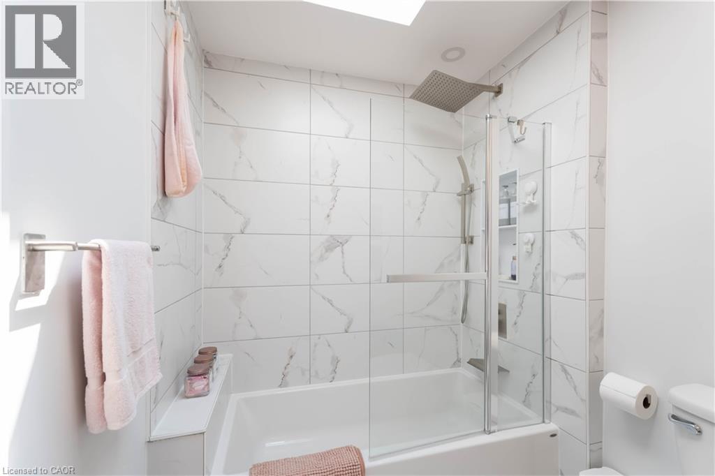 72 Stonechurch Road W Unit# 37, Hamilton, Ontario  L9B 2H6 - Photo 28 - 40772971