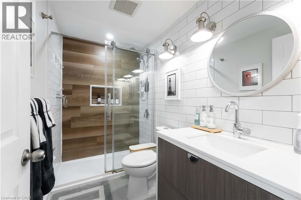 72 Stonechurch Road W Unit# 37, Hamilton, Ontario  L9B 2H6 - Photo 29 - 40772971