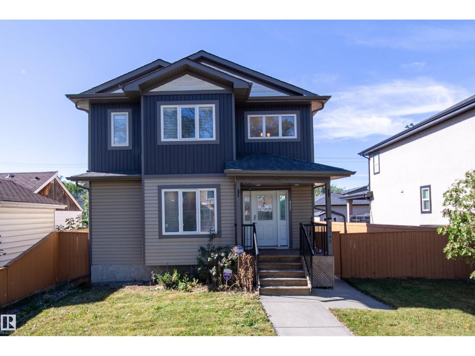 9742 153 St Nw, Edmonton, Alberta  T5P 2A5 - Photo 1 - E4459104