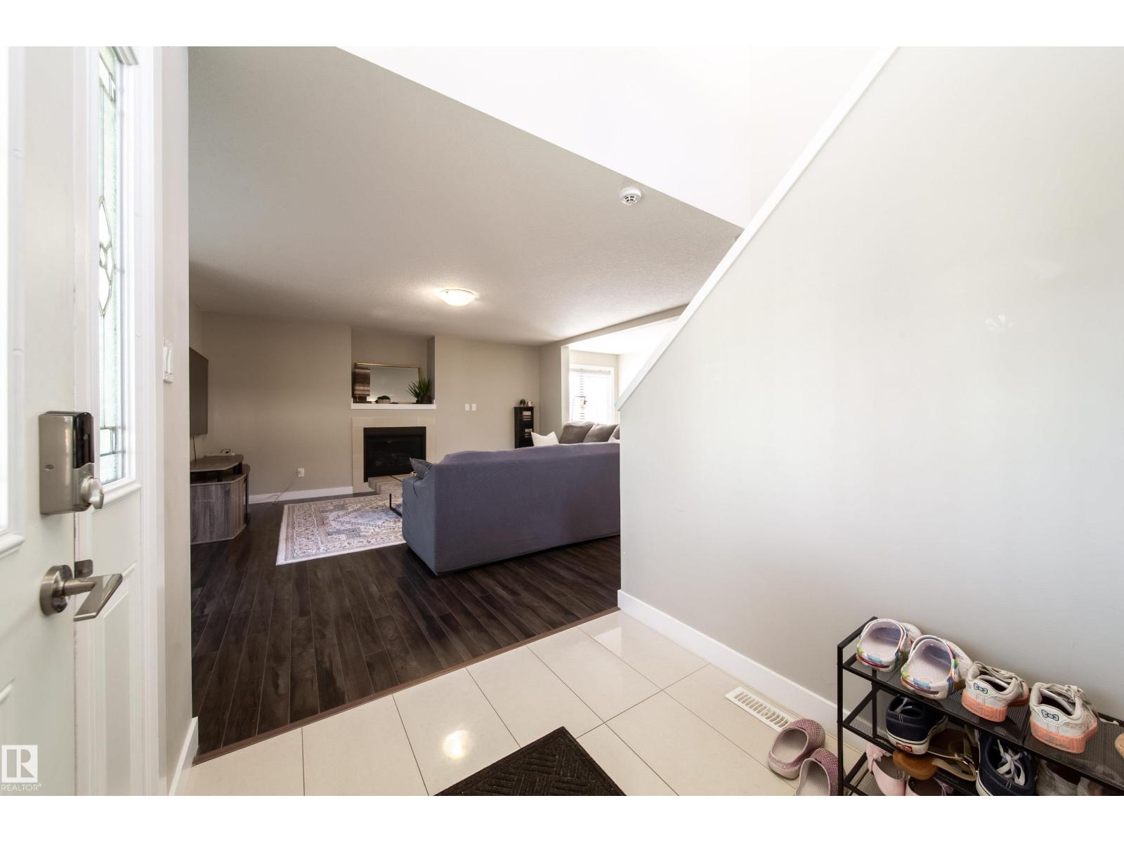 9742 153 St Nw, Edmonton, Alberta  T5P 2A5 - Photo 10 - E4459104