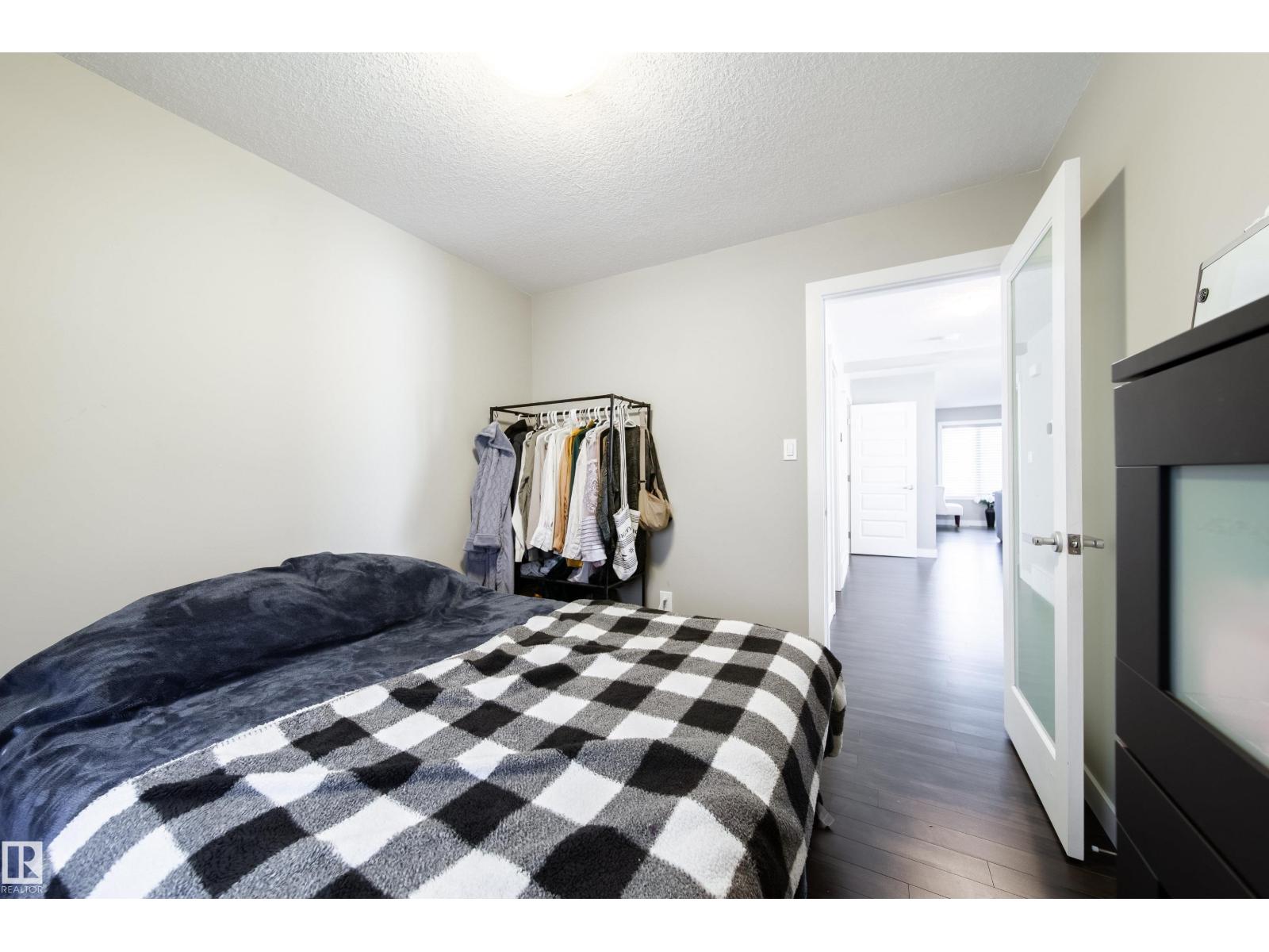 9742 153 St Nw, Edmonton, Alberta  T5P 2A5 - Photo 19 - E4459104