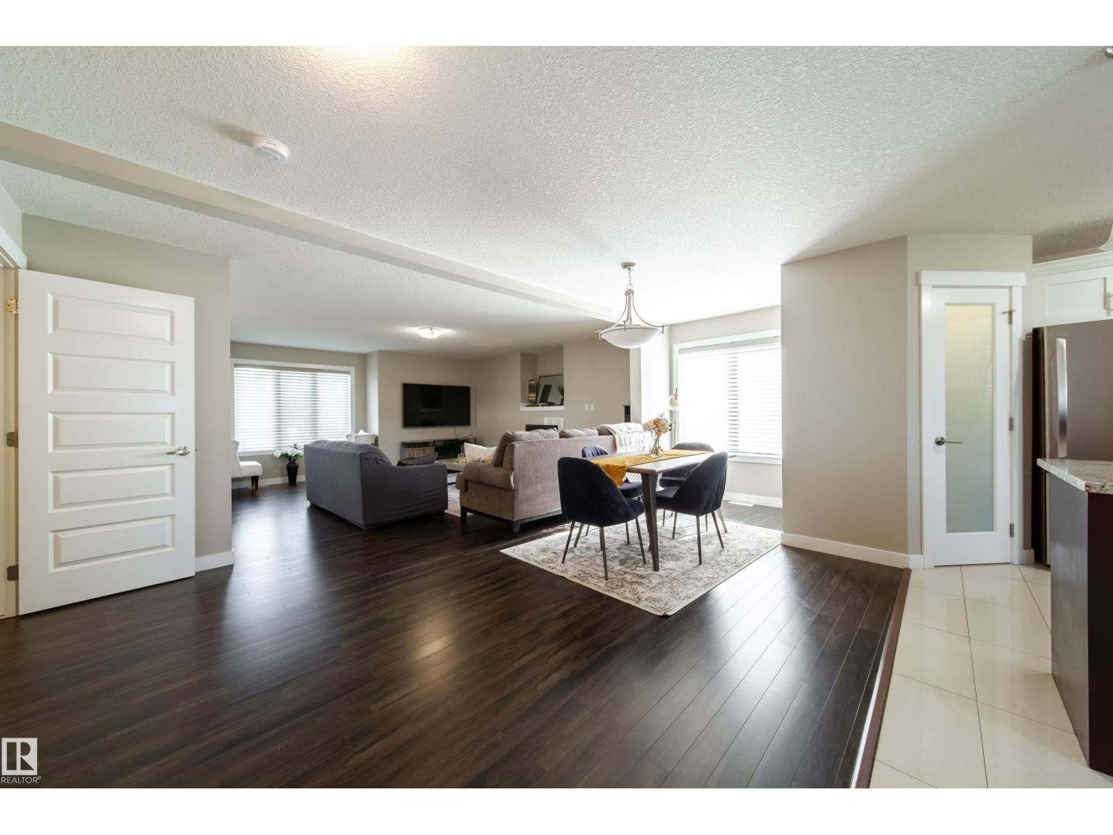 9742 153 St Nw, Edmonton, Alberta  T5P 2A5 - Photo 8 - E4459104