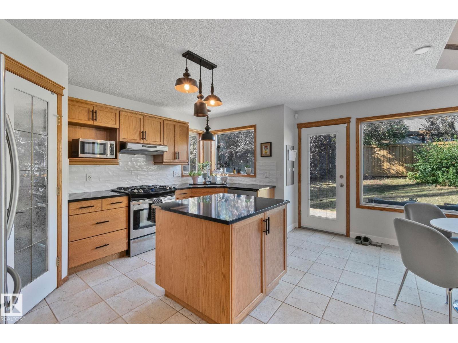 5 Oriole Ct, St. Albert, Alberta  T8N 6L7 - Photo 10 - E4459105