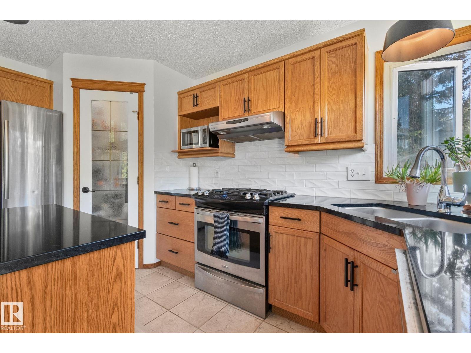 5 Oriole Ct, St. Albert, Alberta  T8N 6L7 - Photo 13 - E4459105