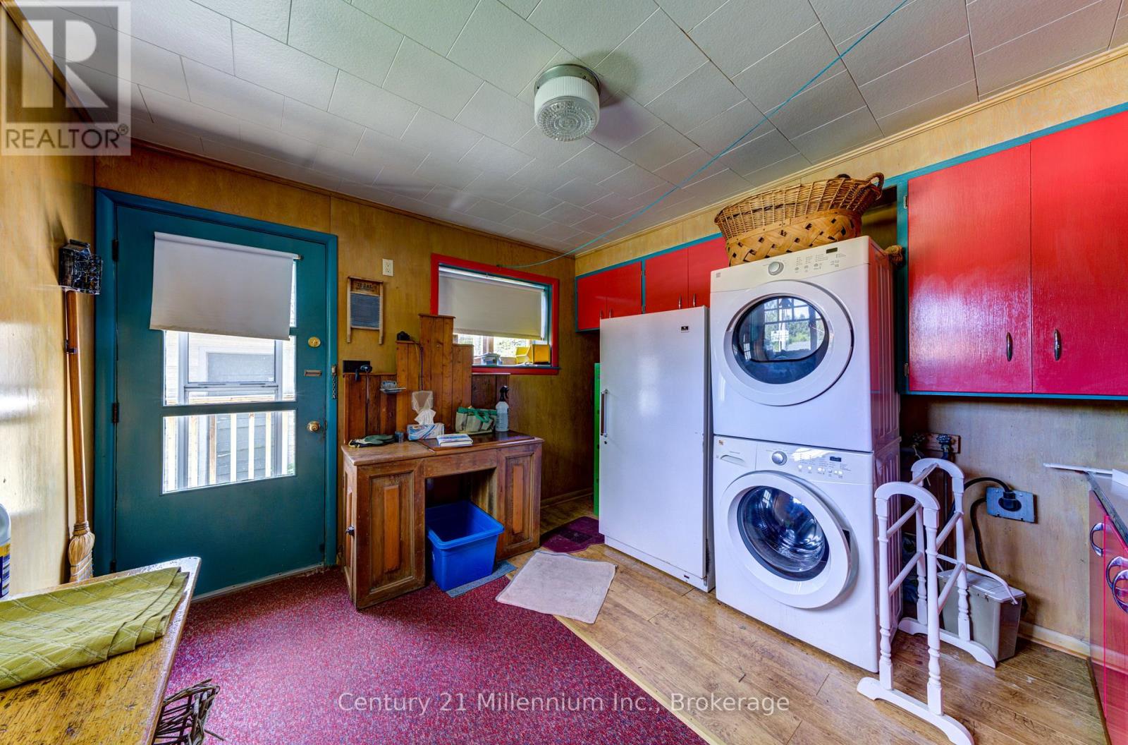 47 Pearson Street, Meaford, Ontario  N4L 1K7 - Photo 18 - X12380596