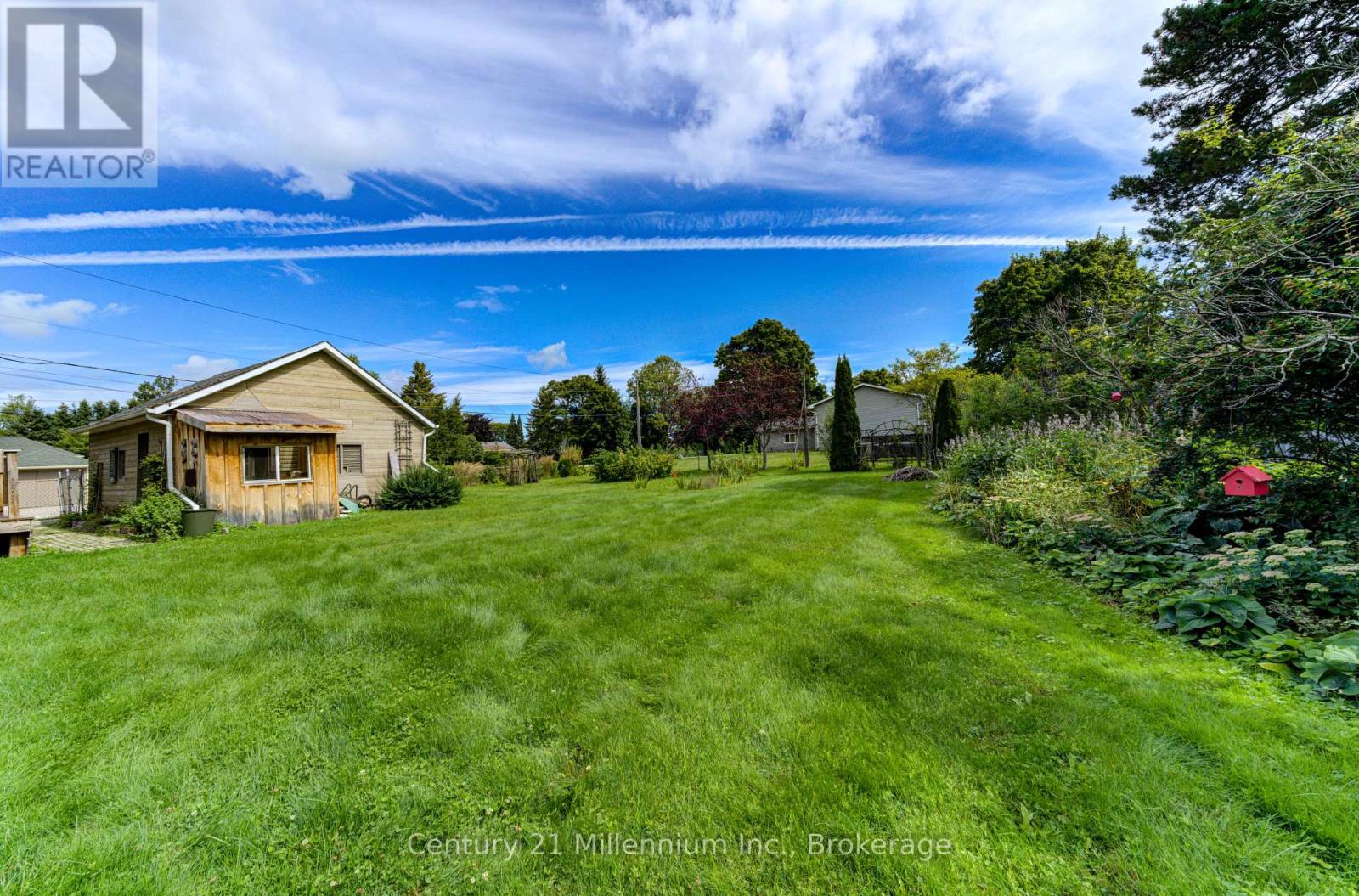 47 Pearson Street, Meaford, Ontario  N4L 1K7 - Photo 34 - X12380596