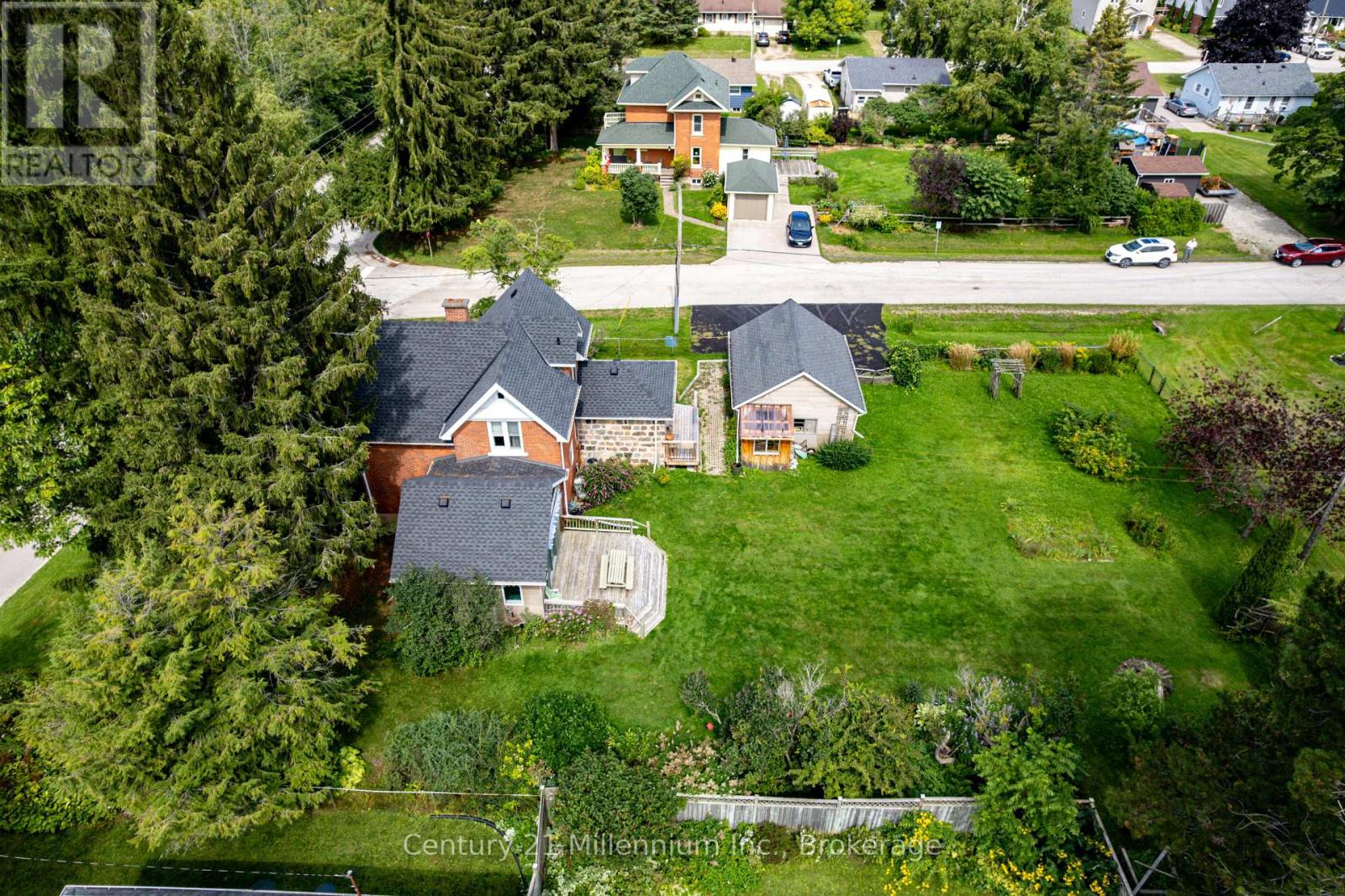 47 Pearson Street, Meaford, Ontario  N4L 1K7 - Photo 42 - X12380596