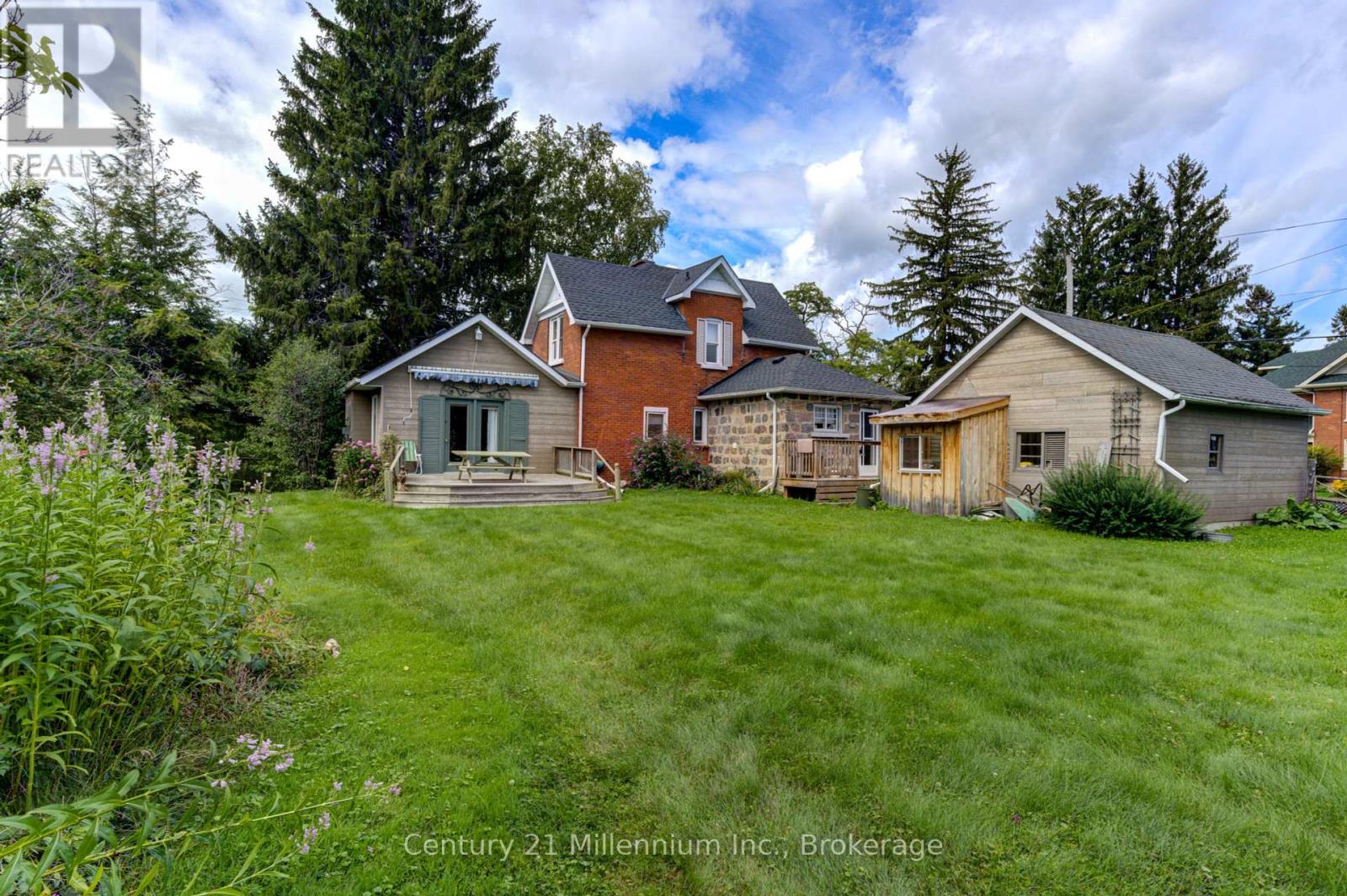 47 Pearson Street, Meaford, Ontario  N4L 1K7 - Photo 33 - X12380596
