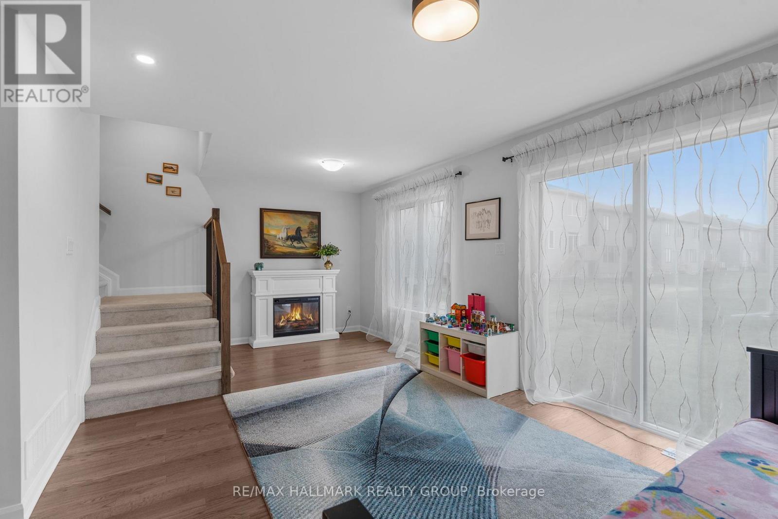 5017 Abbott Street E, Ottawa, Ontario  K2V 0M6 - Photo 6 - X12411207
