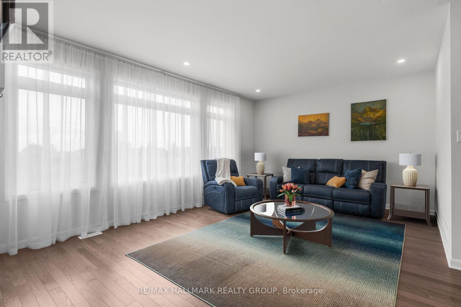 5017 Abbott Street E, Ottawa, Ontario  K2V 0M6 - Photo 8 - X12411207