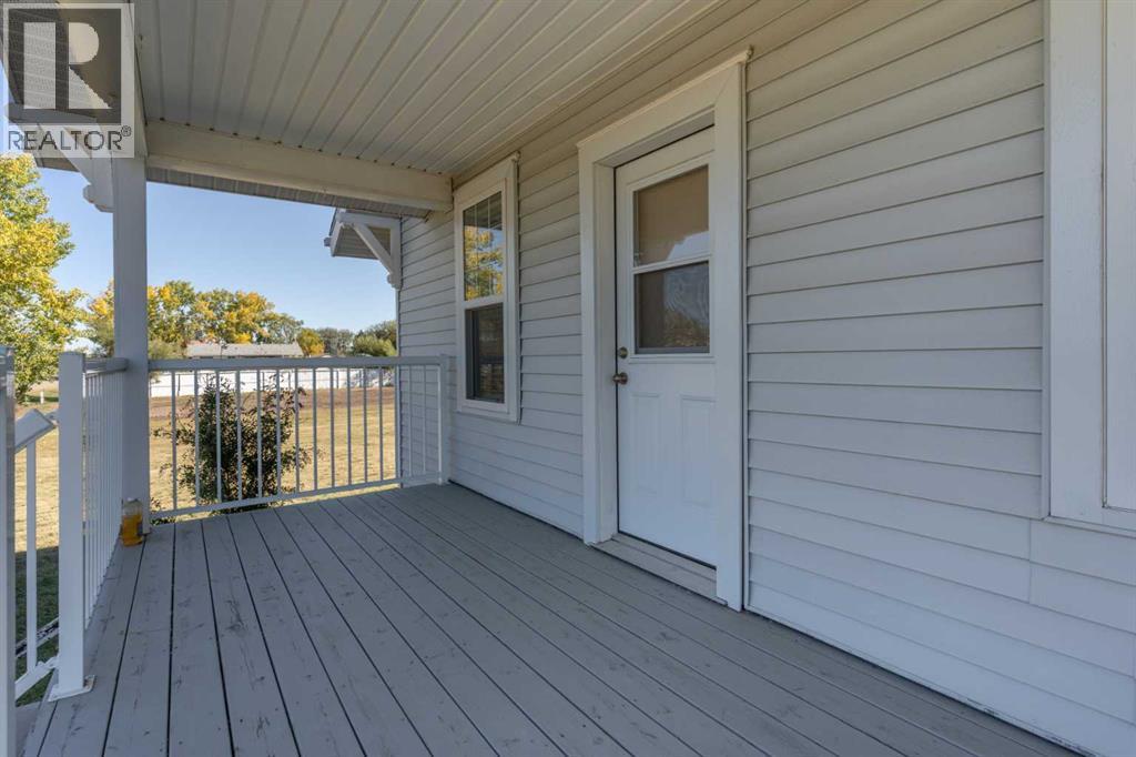 1007 Robert Street, Ohaton, Alberta  T0B 3P0 - Photo 3 - A2259453