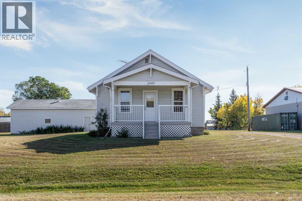 1007 Robert Street, Ohaton, Alberta  T0B 3P0 - Photo 2 - A2259453