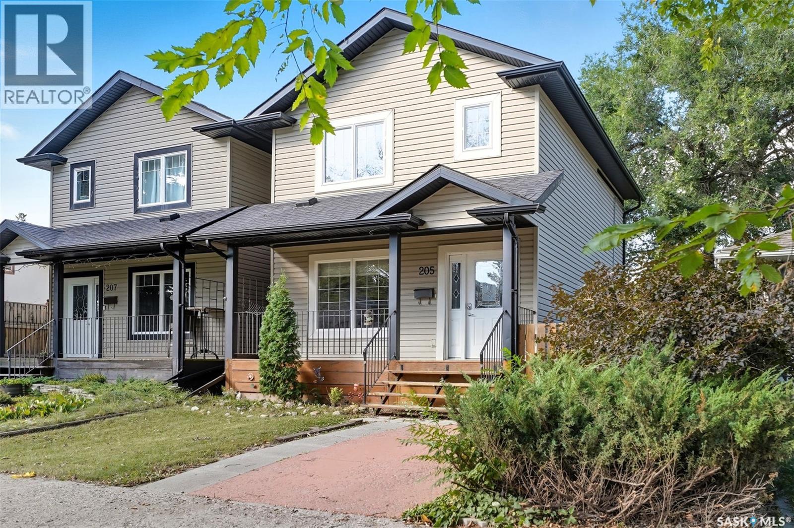 205 Taylor Street W, Saskatoon, Saskatchewan  S7M 0C4 - Photo 2 - SK019165