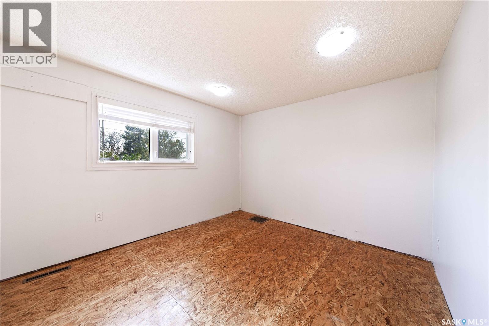 235 4th Street, Plunkett, Saskatchewan  S0K 3J0 - Photo 17 - SK019070