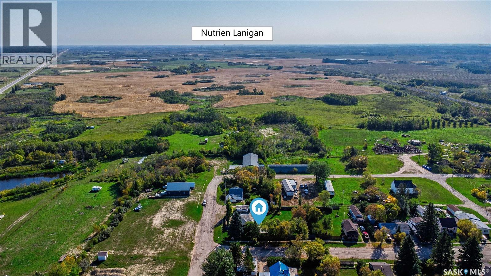 235 4th Street, Plunkett, Saskatchewan  S0K 3J0 - Photo 4 - SK019070