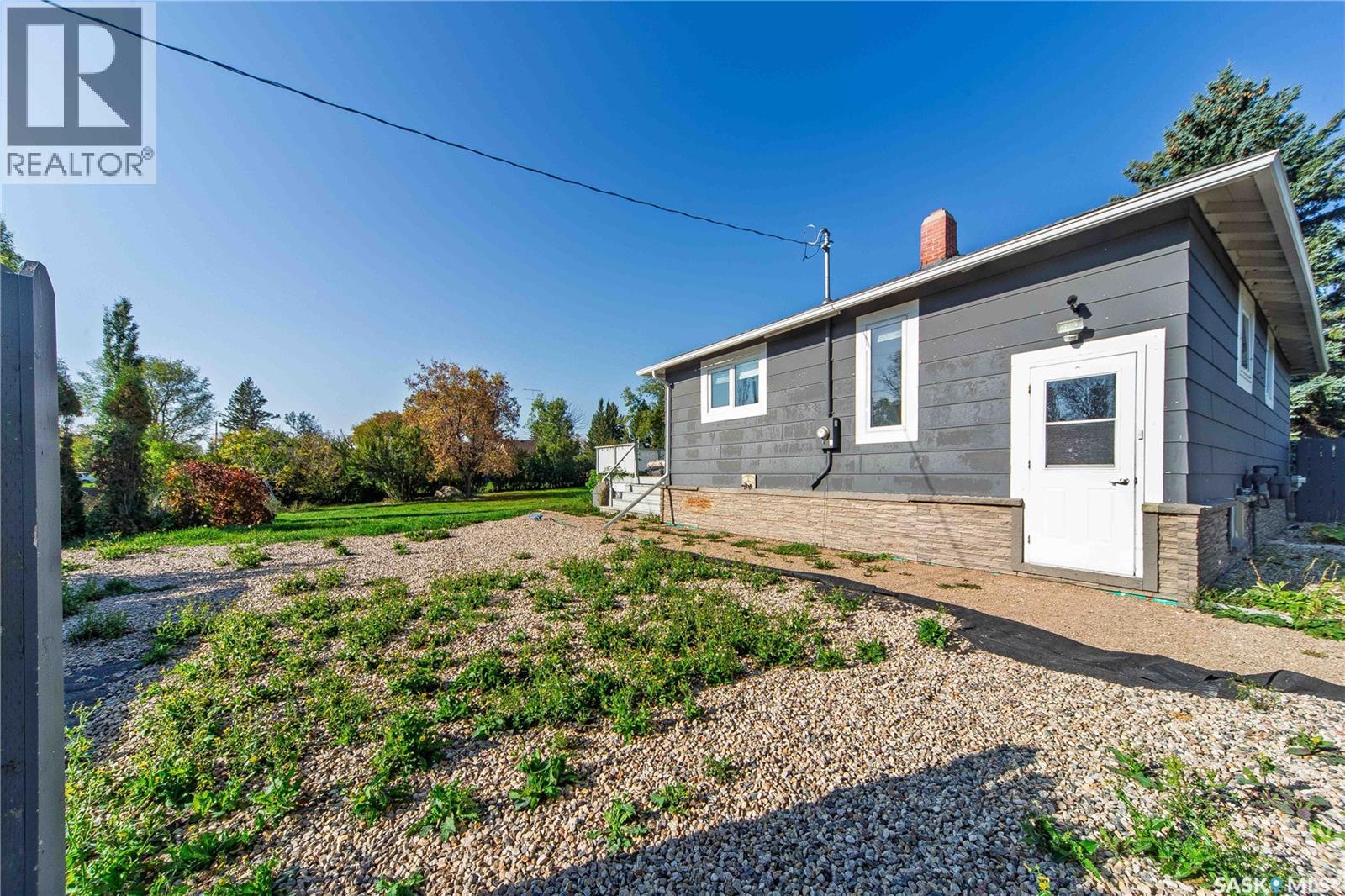 235 4th Street, Plunkett, Saskatchewan  S0K 3J0 - Photo 6 - SK019070