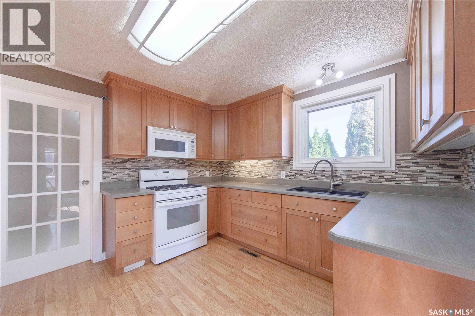 235 4th Street, Plunkett, Saskatchewan  S0K 3J0 - Photo 7 - SK019070