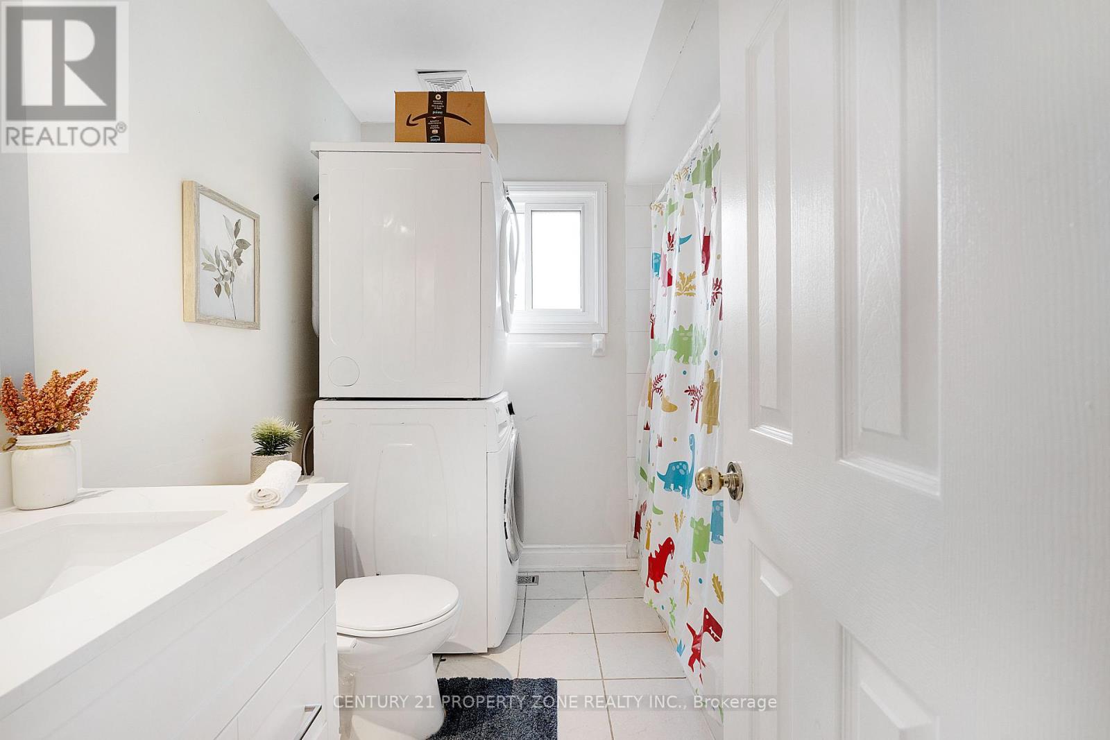 5469 Palmerston Crescent, Mississauga, Ontario  L5M 5Z8 - Photo 22 - W12246828