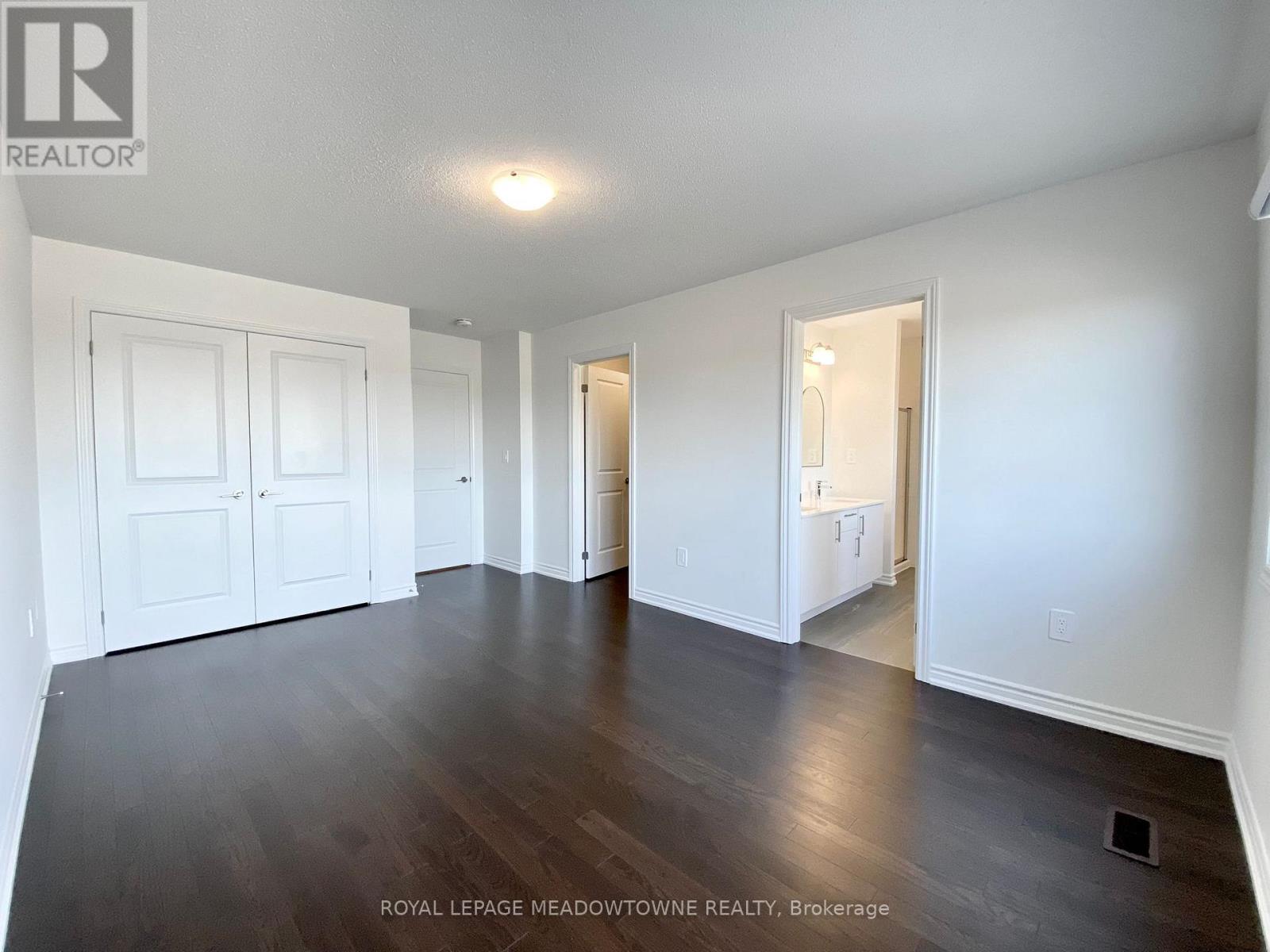 1461 Savoline Boulevard, Milton, Ontario  L9E 2G5 - Photo 18 - W12410202