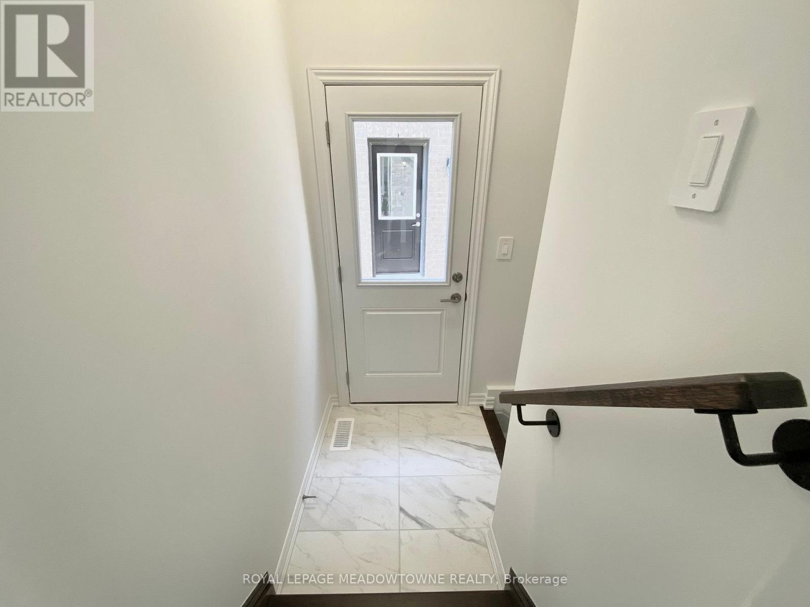 1461 Savoline Boulevard, Milton, Ontario  L9E 2G5 - Photo 28 - W12410202