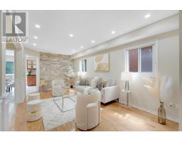 5469 PALMERSTONE CRESCENT