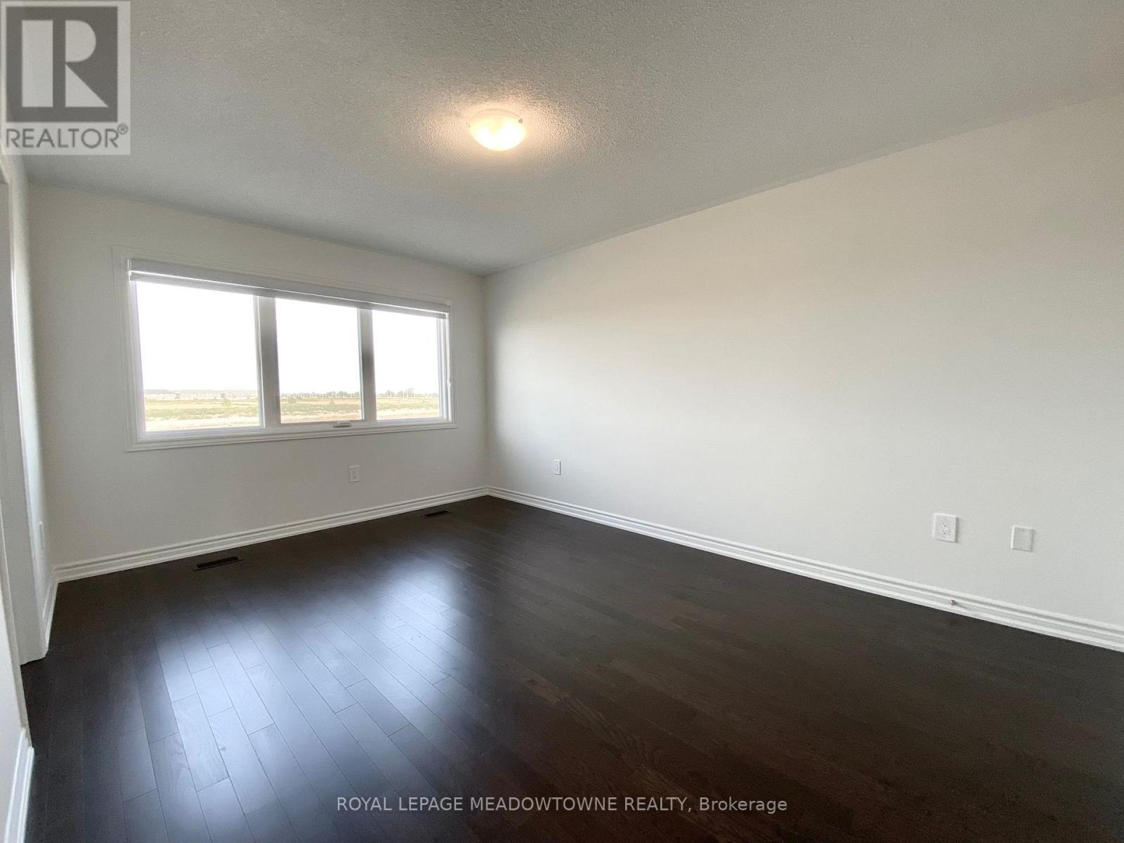1461 Savoline Boulevard, Milton, Ontario  L9E 2G5 - Photo 17 - W12410202