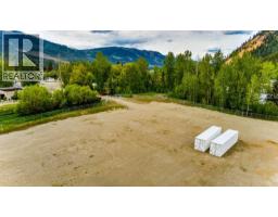 1788 Vernon Street, lumby, British Columbia