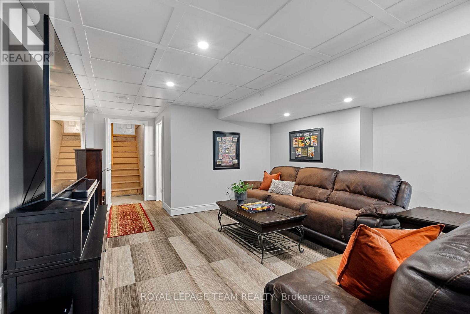 2377 Pine Avenue, Ottawa, Ontario  K4M 1B4 - Photo 35 - X12150509